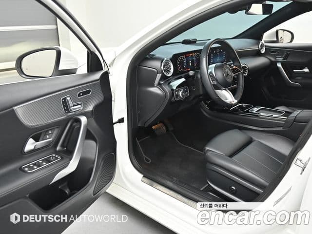 Mercedes-Benz A-Class 2024 — Фото 11/20