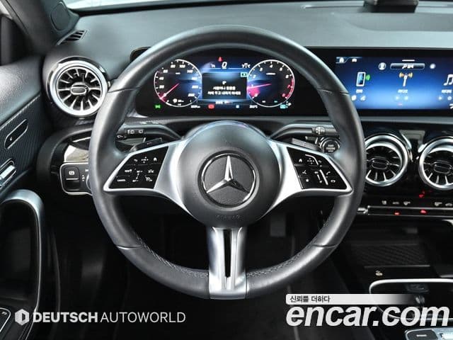 Mercedes-Benz A-Class 2024 — Фото 13/20