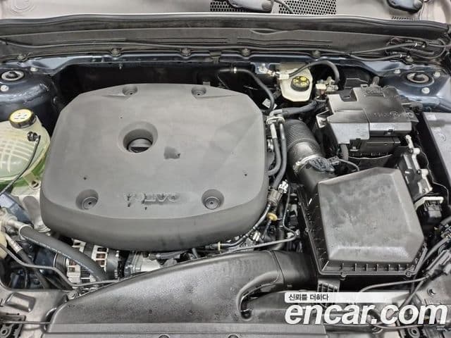 Volvo XC40 2020 — Şəkil 4/20