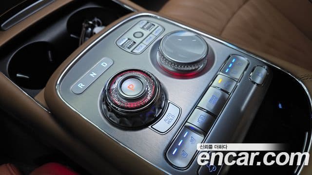 Genesis G90 2022 — Photo 32/34