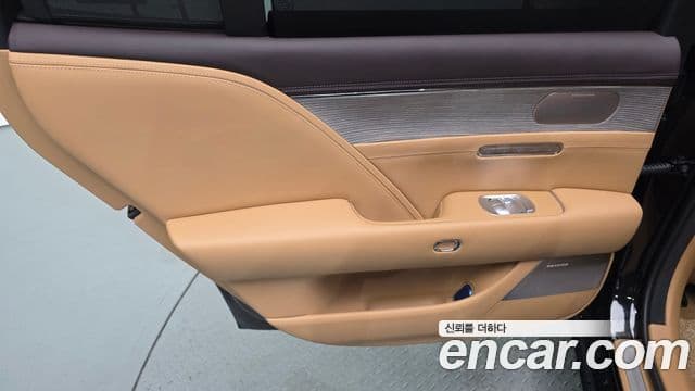 Genesis G90 2022 — Photo 6/34