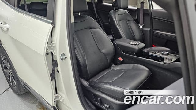 Kia Sportage 2022 — Фото 11/20