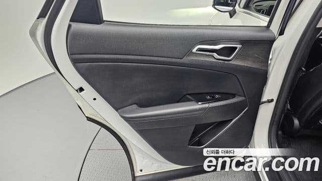 Kia Sportage 2022 — Photo 30/31