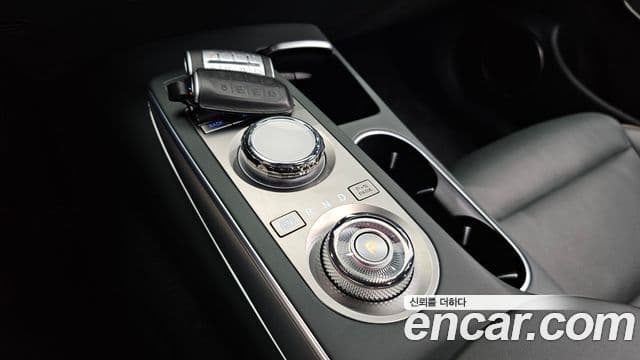 Genesis GV70 2024 — Şəkil 7/20