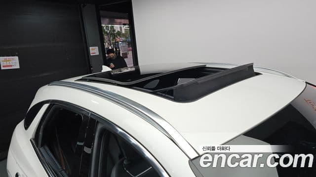 Genesis GV70 2024 — Şəkil 18/20
