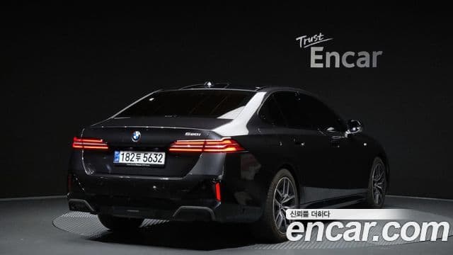 BMW 5 Series 2024 — Şəkil 2/20