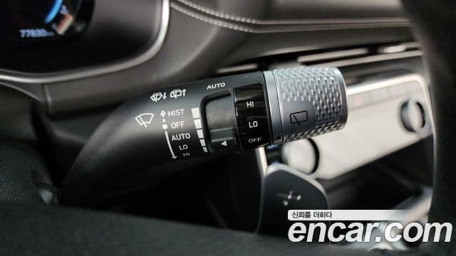 Genesis GV80 2020 — Photo 17/36