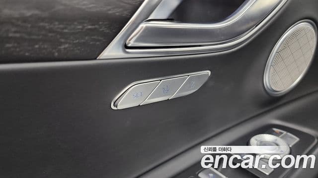 Genesis GV80 2020 — Photo 7/36