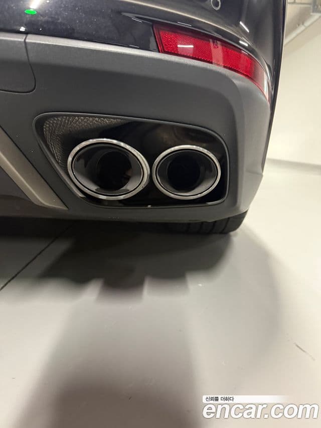 Porsche Panamera 2024 — Photo 16/20