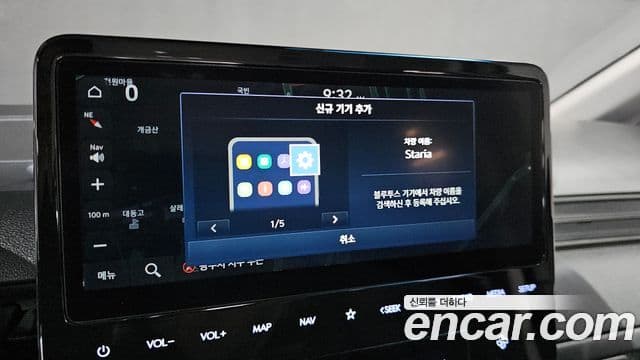 Hyundai Staria 2022 — ფოტო 15/20