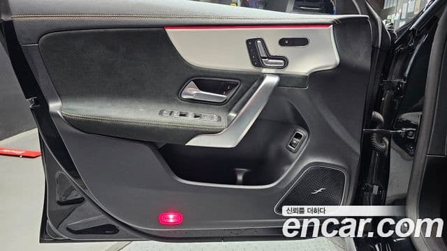 Mercedes-Benz CLA-Class 2024 — Photo 26/31