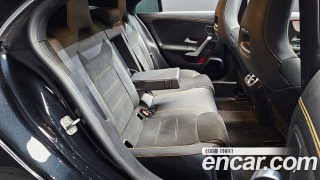 Mercedes-Benz CLA-Class 2024 — Photo 3/31