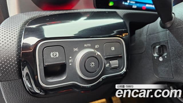 Mercedes-Benz CLA-Class 2024 — Photo 29/31