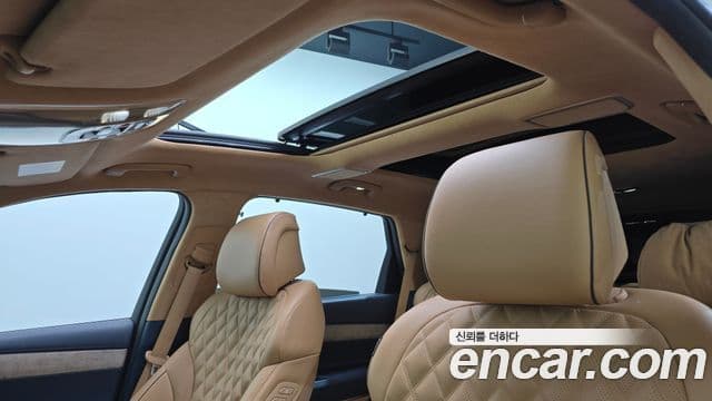 Genesis GV80 2023 — ფოტო 17/20