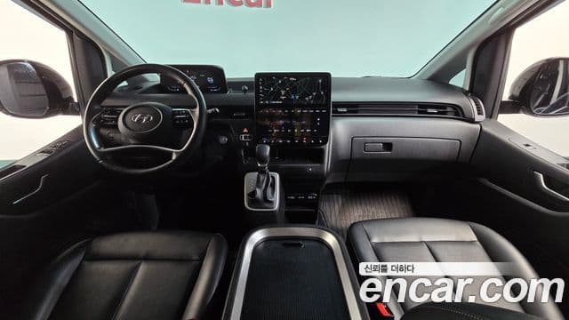 Hyundai Staria 2021 — ფოტო 10/20