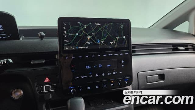 Hyundai Staria 2021 — ფოტო 12/20