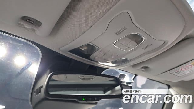 Jeep Renegade 2023 — Şəkil 20/20
