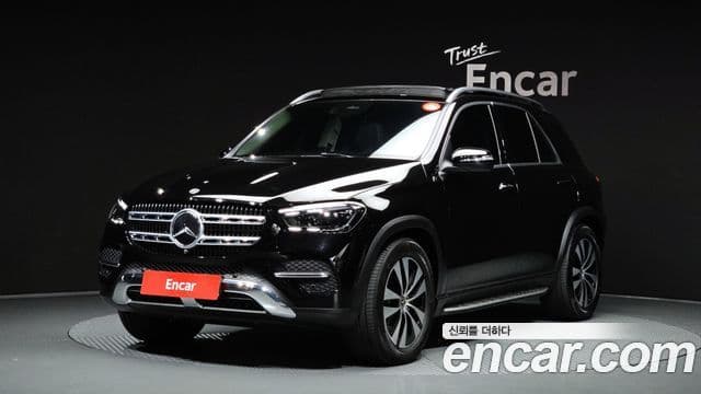 Mercedes-Benz GLE-Class 2025 — Photo 8/34