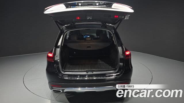 Mercedes-Benz GLE-Class 2025 — Photo 11/34