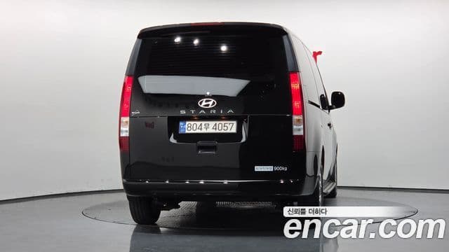 Hyundai Staria 2024 — ფოტო 4/20