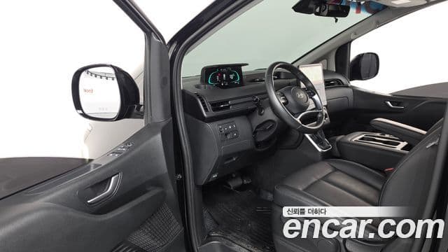 Hyundai Staria 2024 — ფოტო 10/20
