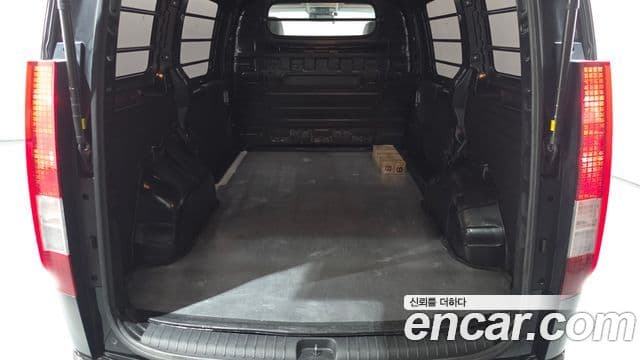 Hyundai Staria 2024 — фото 20 из 20