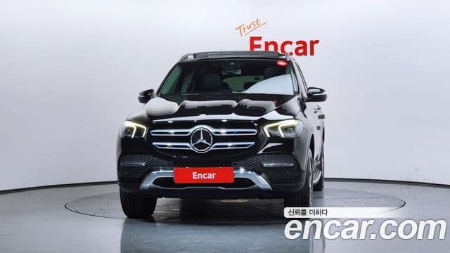 Mercedes-Benz GLE-Class 2020 — ფოტო 3/20