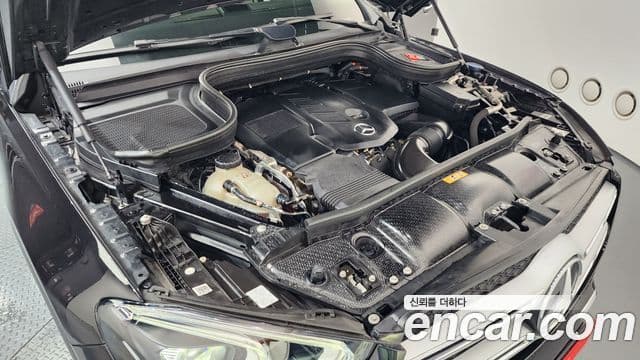 Mercedes-Benz GLE-Class 2020 — ფოტო 6/20
