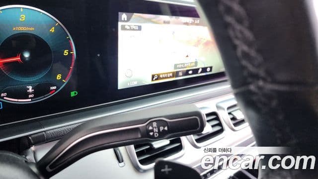 Mercedes-Benz GLE-Class 2020 — ფოტო 9/20