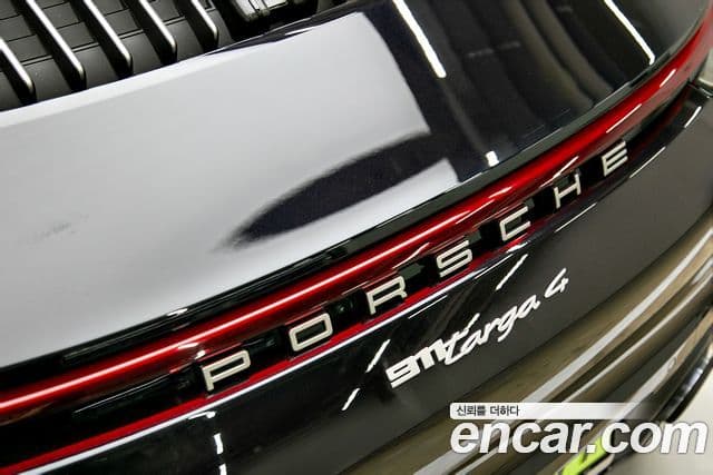 Porsche 911 2024 — Şəkil 10/20