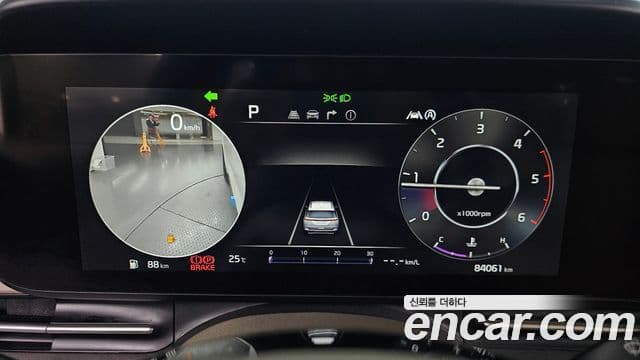 Kia Carnival 2021 — ფოტო 7/20