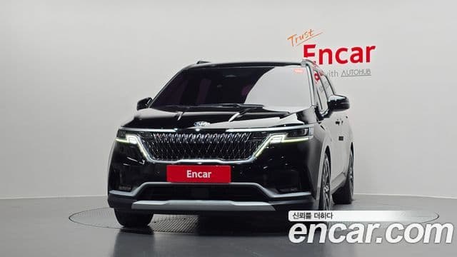 Kia Carnival 2021 — ფოტო 3/20