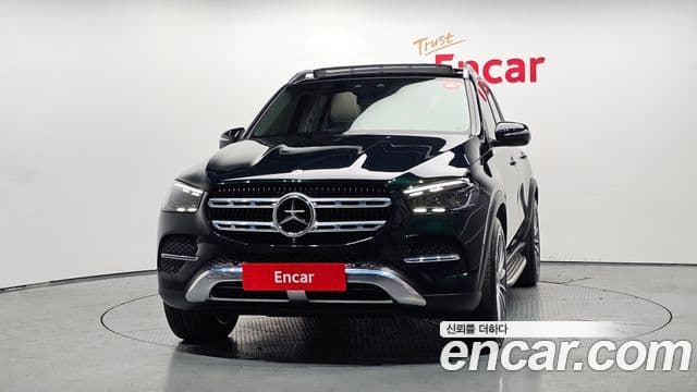 Mercedes-Benz GLE-Class 2023 — Фото 3/20