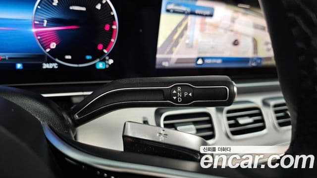 Mercedes-Benz GLE-Class 2023 — Фото 9/20