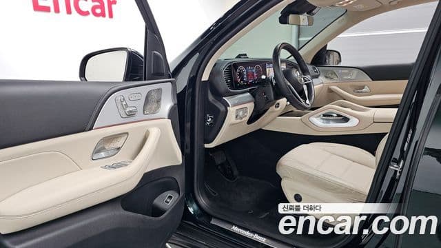 Mercedes-Benz GLE-Class 2023 — Фото 10/20