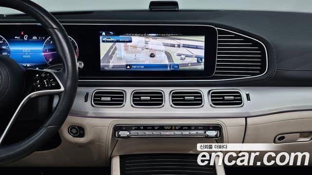 Mercedes-Benz GLE-Class 2023 — Фото 15/20