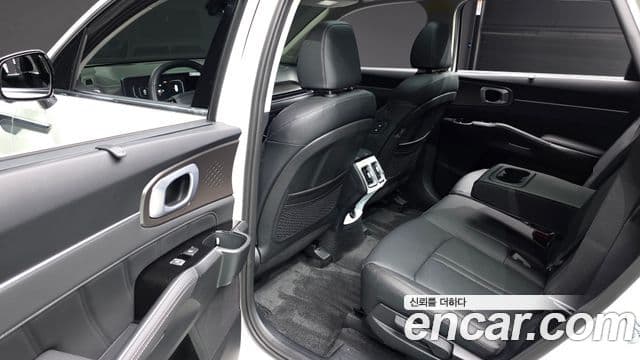 Kia Sorento 2025 — Şəkil 12/20