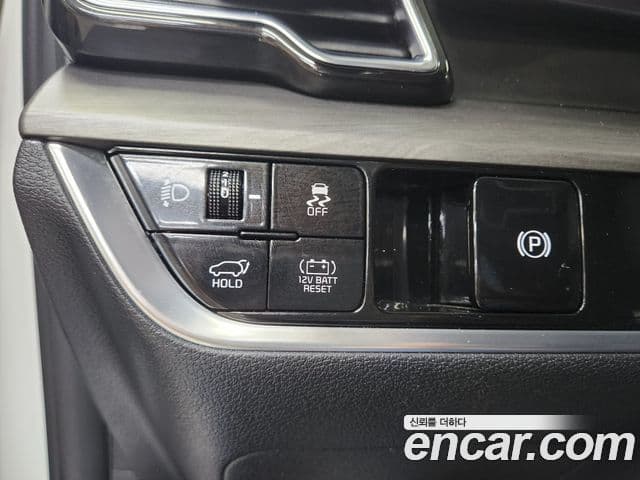 Kia Sportage 2023 — Фото 4/20