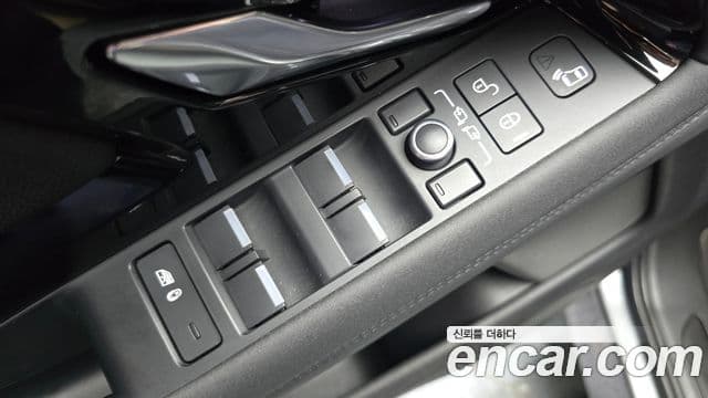 Land Rover Range Rover Evoque 2020 — Photo 12/32