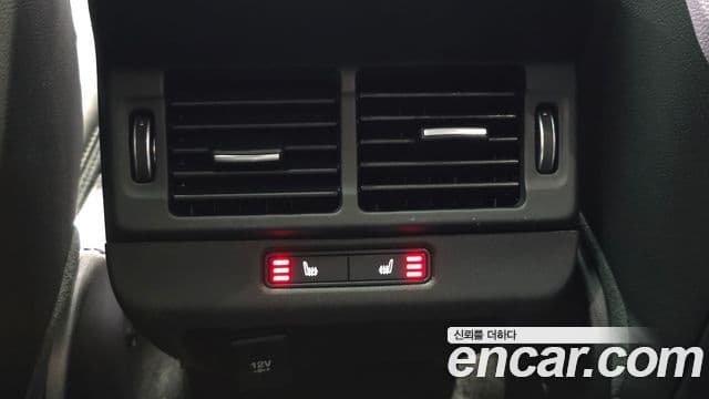 Land Rover Range Rover Evoque 2020 — Photo 22/32