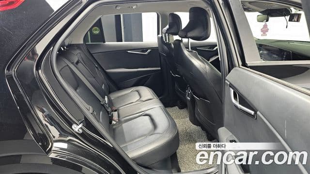 Kia Niro 2022 — ფოტო 11/20