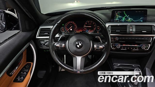 BMW 3 Series 2018 — Şəkil 14/20