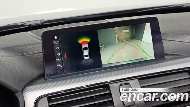 BMW 3 Series 2018 — Şəkil 17/20
