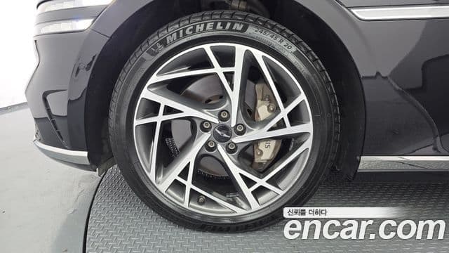 Genesis G90 2022 — ფოტო 5/20