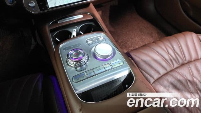 Genesis G90 2022 — ფოტო 9/20