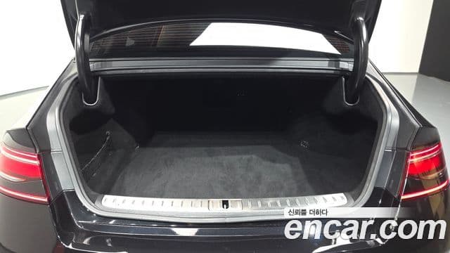 Genesis G90 2022 — ფოტო 20/20