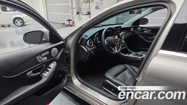 Mercedes-Benz C-Class 2020 — ფოტო 10/20