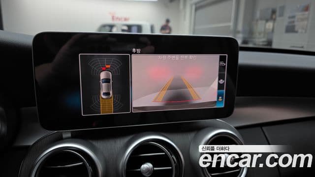 Mercedes-Benz C-Class 2020 — ფოტო 15/20