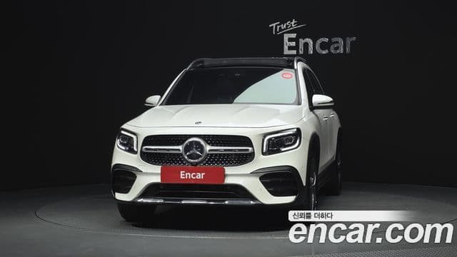 Mercedes-Benz GLB-Class 2021 — ფოტო 3/20