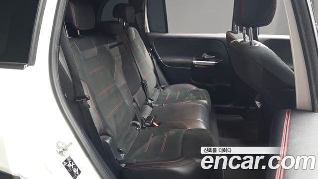 Mercedes-Benz GLB-Class 2021 — ფოტო 11/20